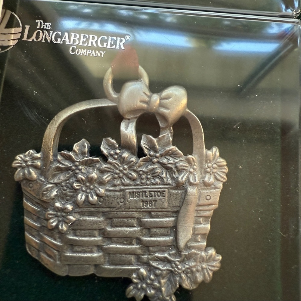 6 VTG Longaberger Ornaments Lot Pewter Baskets Angels Santas Snow Days Hometown - Picture 10 of 13